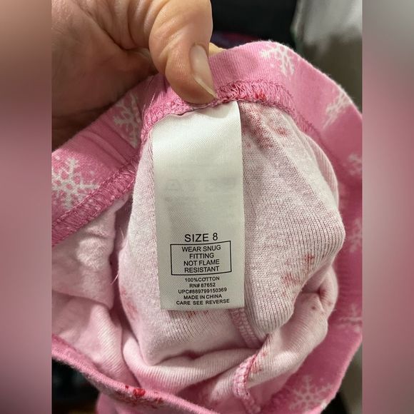 Big Girls Size 8 snowflake PJ cotton bottoms $3 add on - Picture 5 of 5